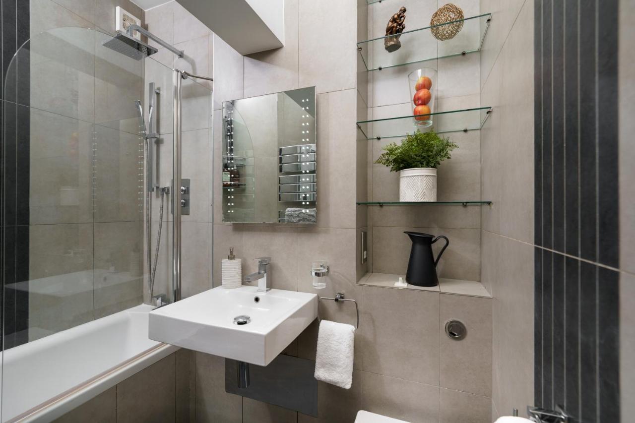 2 Bedr, 3 Beds, 1 Bath Thames, Trafalgar Sq Londres Exterior foto